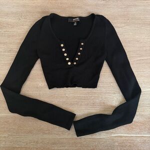 Hera Small Black Ribbed Crop Long-Sleeve Snap Front Top. Like New!